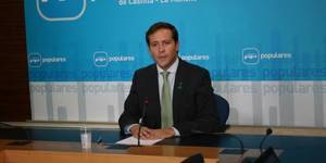 Velázquez denuncia que Page y su Gobierno dan pena ante el reiterado engaño a los ciudadanos