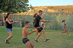 Pareja se prepara para vivir inténsamente sus fiestas en honor a la Virgen de los Remedios