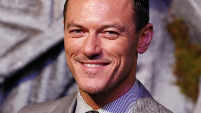 Luke Evans sustituye a Jared Leto en La chica del tren