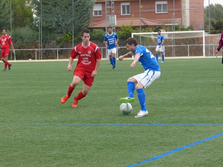 Importante victoria del C.D.Yunquera frente al Usanos C.F. en su segundo partido de la temporada (3-2)