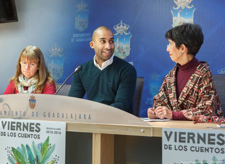 Vuelven los Viernes de los Cuentos al CMI Eduardo Guitián