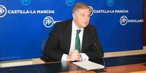 Cañizares afirma que Page ha sido destructor, inútil y mentiroso en los primeros 100 días