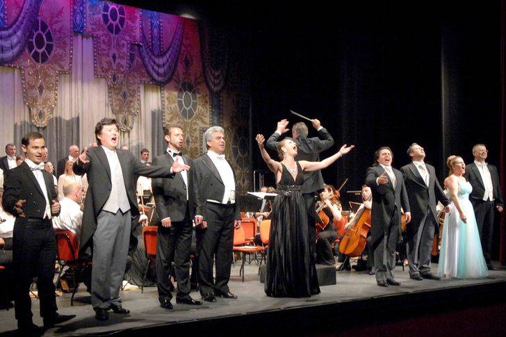 Este sábado Gran Gala de Ópera en el Teatro Buero Vallejo