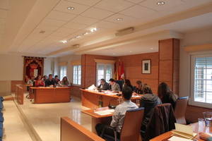 Cabanillas gana liquidez de los tributos del Estado al aplazar sus devoluciones