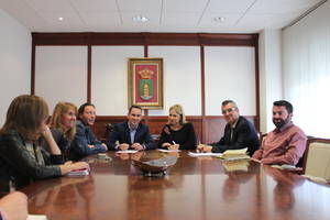 La Consejería de Fomento se compromete con Cabanillas en mejorar la CM-1007 y el Plan Astra