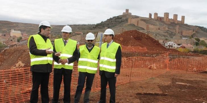 El Delegado del Gobierno visita las obras del futuro Parador de Molina