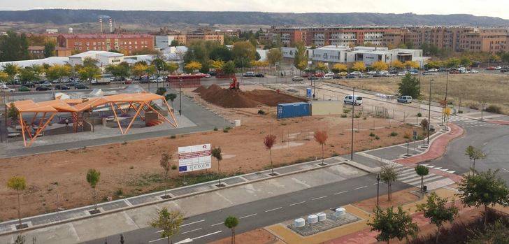 El PP de Azuqueca denuncia que el ayuntamiento socialista ha hecho un traje a la medida de la multinacional McDonald´s