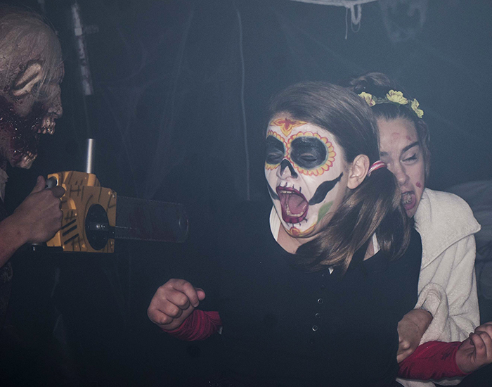 Marchamalo vuelve a temblar en Halloween con el Pasaje del Terror de la Peña 'La Nuestra'