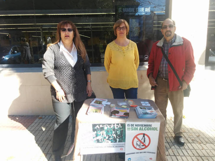 Azuqueca instaló una mesa informativa con motivo del Día sin Alcohol