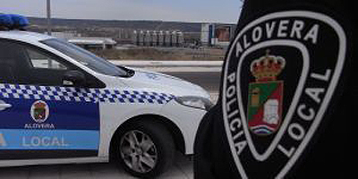 El Ayuntamiento de Alovera reconoce que puso un detective a uno de sus policías locales por sus bajas continuadas