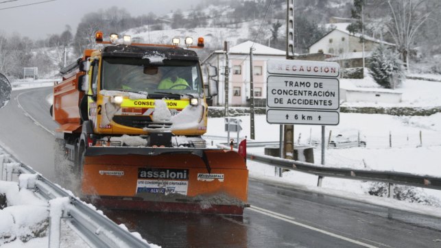 El protocolo de vialidad invernal de la Consejería de Fomento en Guadalajara cuenta con 39 vehículos y 79 trabajadores