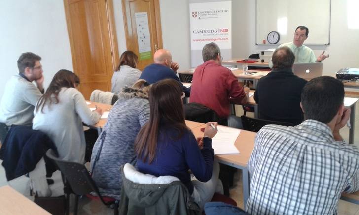 Cambridge English imparte un seminario sobre sus exámenes en Guadalajara
