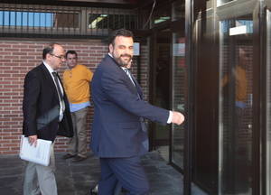 El alcalde socialista de Azuqueca, José Luis Blanco, declara ante el juez por un supuesto delito de estafa de casi 500.000 euros