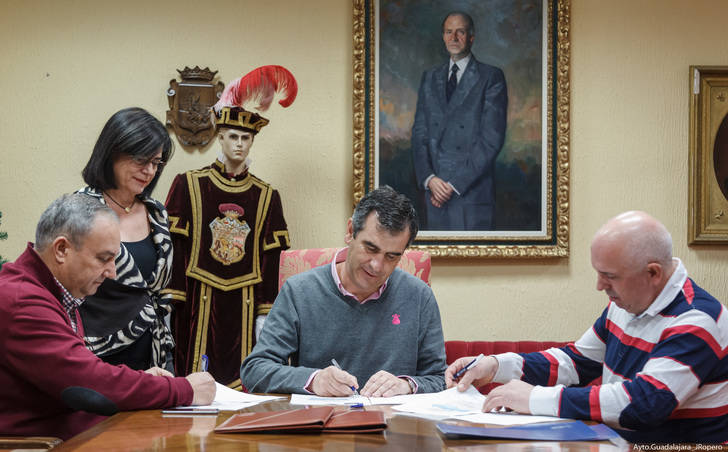Convenio de colaboración entre el Ayuntamiento, FEDECO y FCG