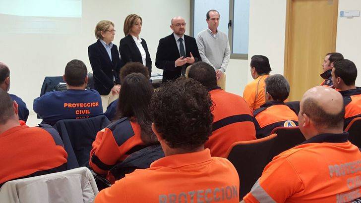 60 alumnos participan en el XIII curso básico de formación de voluntarios de Protección Civil en Guadalajara