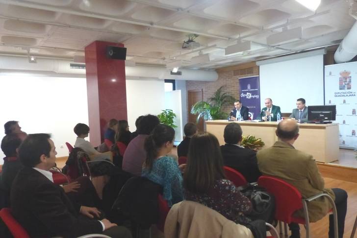 La Diputación facilita acompañamiento personalizado para una treintena de emprendedores de la provincia