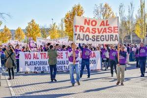 Mil personas dicen NO en Guadalajara al trasvase Tajo-Segura