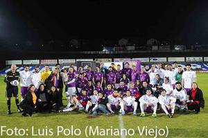 Famosos del panorama nacional disputan un partido solidario en el Pedro Escartín