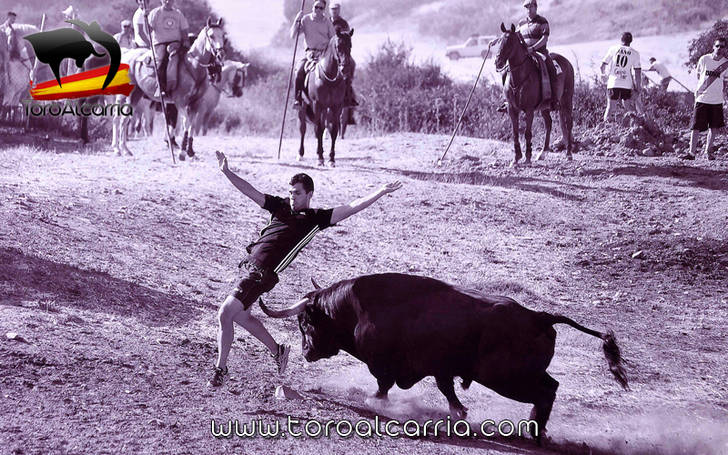 'Plaza improvisada', mejor fotografía 2015 en la X edición del concurso Toroalcarria.com