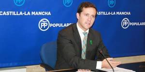 Velázquez: Page ha derivado en sólo un mes la friolera de 10.000 pacientes a la sanidad privada