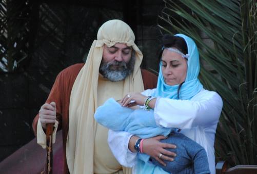 El sábado Alovera inauguró la Navidad con su tradicional Belén Viviente