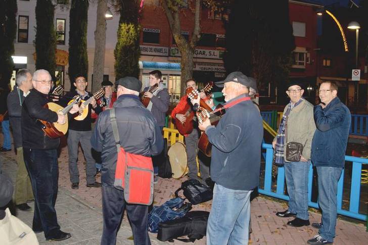 'Vive la Navidad en la calle' prologa las fiestas de Azuqueca