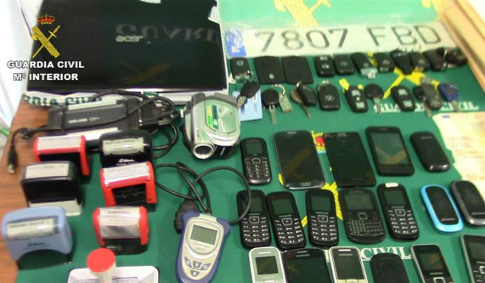 Desarticulada una banda que cometió 200 estafas en la venta de vehículos de ocasión