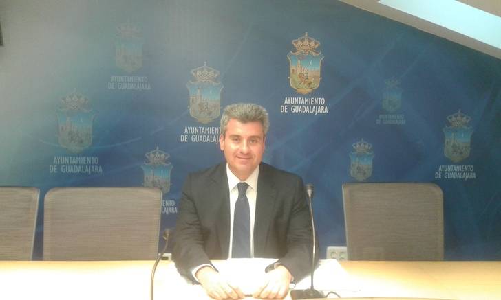 Las políticas sociales, el fomento del empleo y la eficiencia de los servicios públicos, ejes principales del Presupuesto de 2016