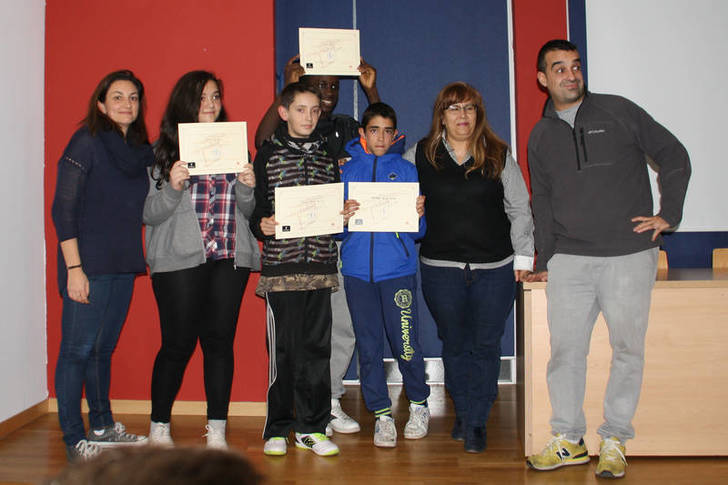 Entregados los premios de los concursos de Cortos y de Calendarios del programa 'De Vuelta a los Libros' de Azuqueca