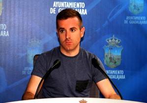 Bachiller: Con la inclusión de estas enmiendas, el Ayuntamiento de Guadalajara podrá llegar a más personas en riesgo de exclusión social