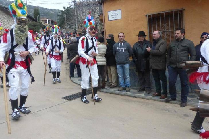 Latre resalta la implicación de los vecinos de Almiruete en la celebración de las Botargas y Mascaritas