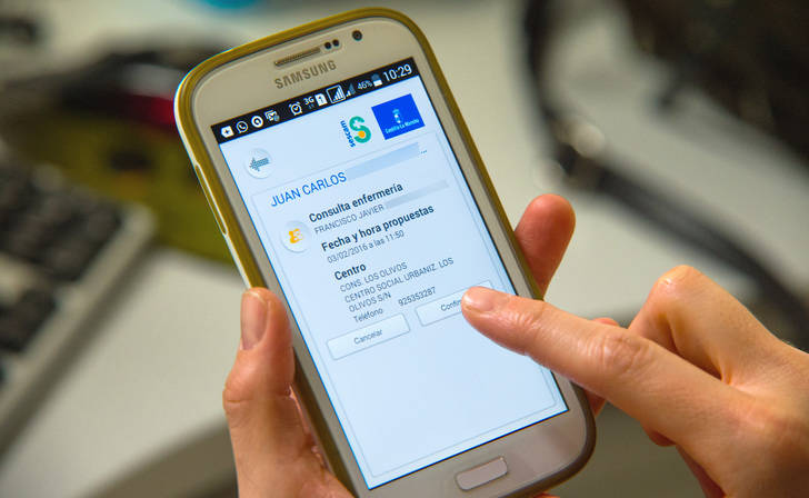 Los castellano-manchegos pueden solicitar cita previa con sus enfermeros a través del móvil y la página web del SESCAM