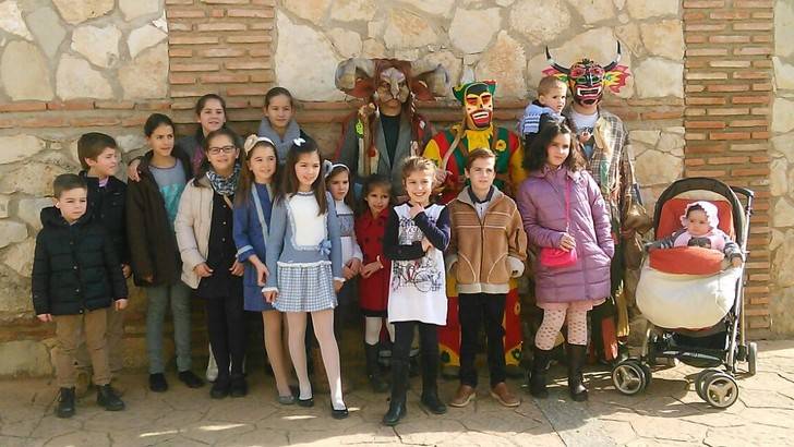 La Botarga de Málaga del Fresno recorre las calles para celebrar la Virgen de la Paz