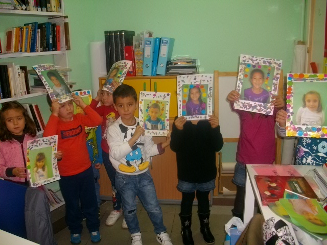 Los clubes de lectura de la biblioteca de Alovera despiden con alegría el trimestre