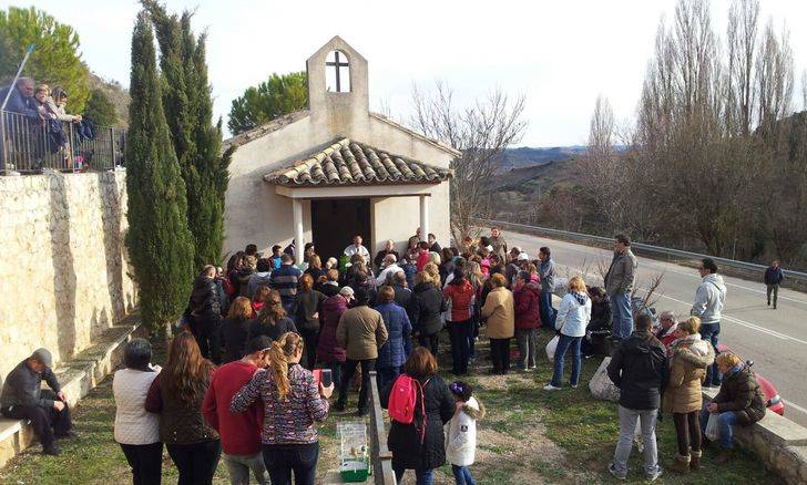 Mascotas y caridades cumplen con la tradición de que San Antón les bendiga en Pastrana