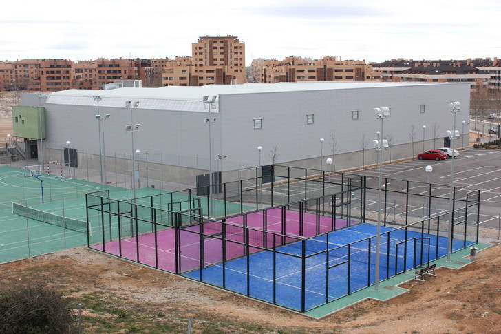 Yebes regula la publicidad estática en el CDM Valdeluz y las instalaciones deportivas que hay en el municipio