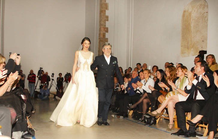 La Capilla de Brihuega presentó su primer desfile colección novias/fiesta 2016