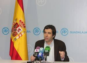 Robisco : Los guadalajareños que quieran donar una vivienda o una tierra a sus hijos van a pagar más impuestos por culpa de Page