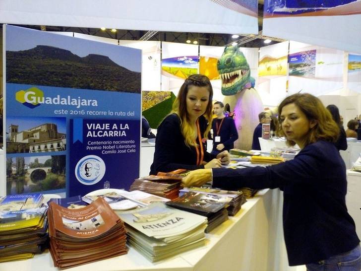 Orlena de Miguel, diputada nacional por Guadalajara, anima desde FITUR a visitar nuestra provincia