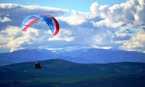 Rescatan a un hombre del fondo de un barranco de Alarilla