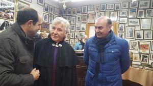 Latre reafirma el compromiso de la Diputación para conservar tradiciones como Su Peso en Miel