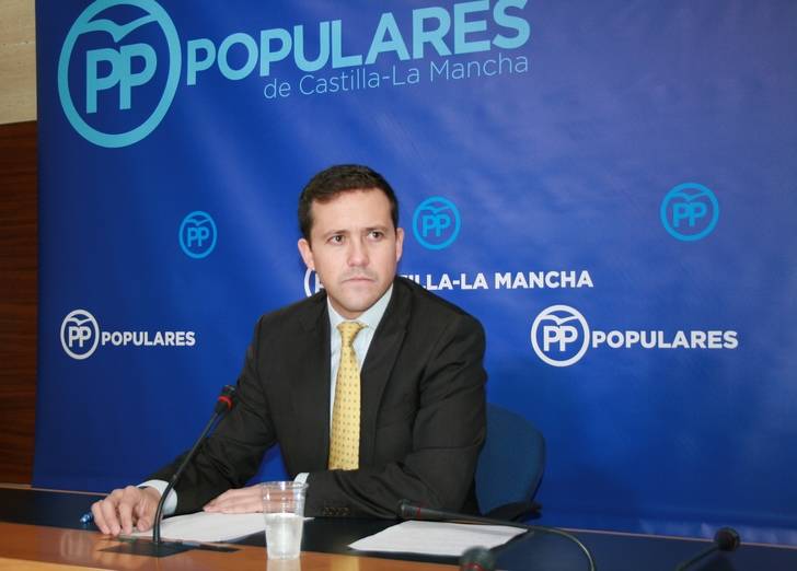 Velázquez exige a Page un plan de choque urgente para atajar el incremento de las listas de espera sanitarias