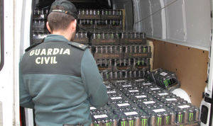 Tres detenidos por comprar latas de bebidas energéticas robadas en Cabanillas