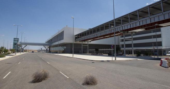 Desconocimiento ante las dos millonarias ofertas de compra del Aeropuerto de Ciudad Real