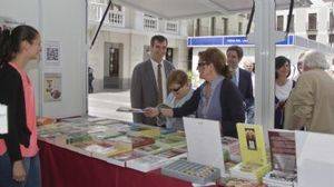 Acuerdo entre el Ayuntamiento y los libreros: la Feria del Libro se celebrar&#225; en la Plaza Mayor