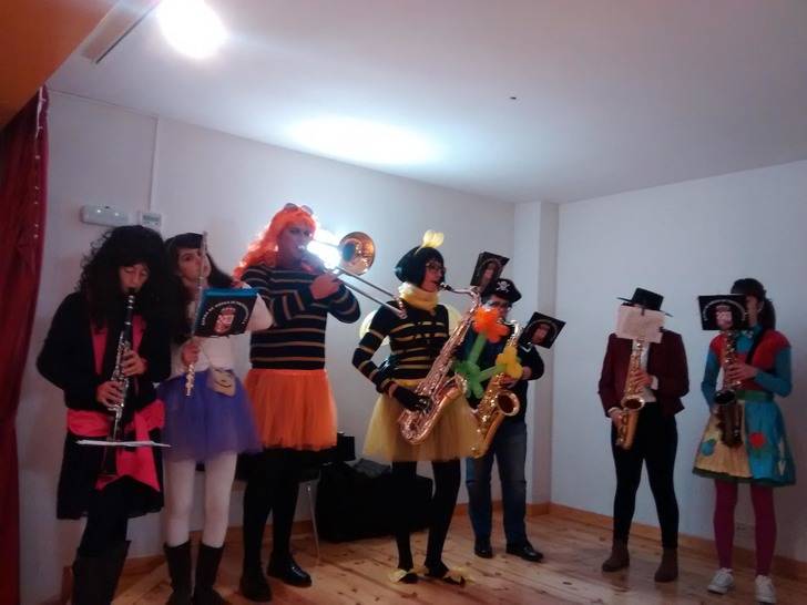 Fuentenovilla vive intensamente un renovado Carnaval