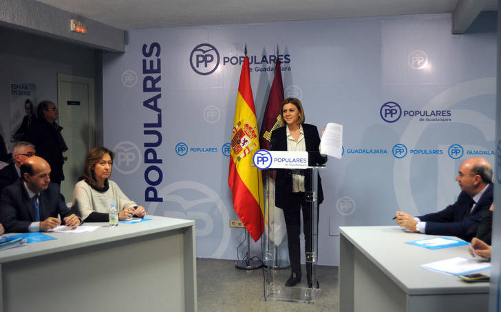 Cospedal subraya el engaño del bipartito PSOE-Podemos a los ciudadanos al comprometerse por escrito a reducir la educación concertada
