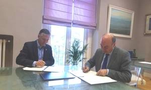 Latre reafirma el apoyo de la Diputación a la Feria Apícola de Pastrana