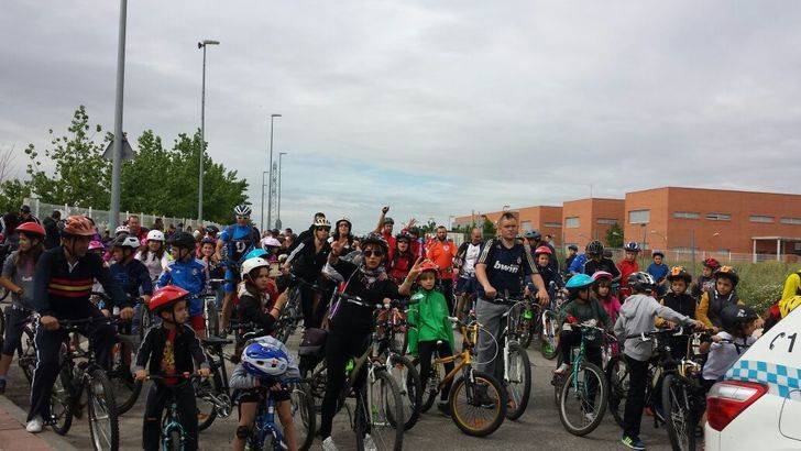 Alovera trabaja en un plan de movilidad que apuesta por la bicicleta