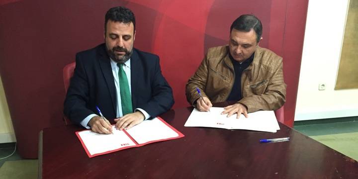 El tránsfuga Diego Parra se queda sin las Concejalías que José Luis Blanco le había dado en Azuqueca